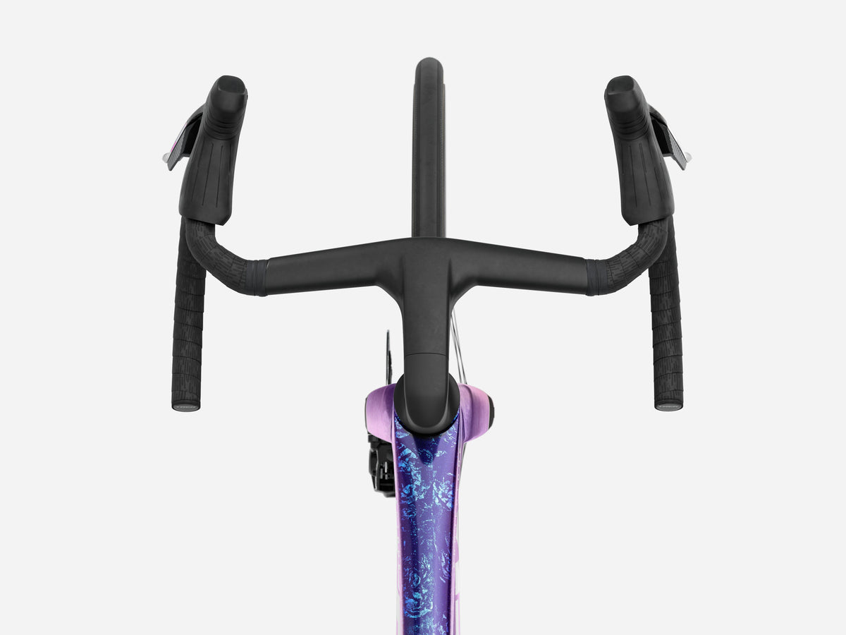 Madone SLR 7 AXS