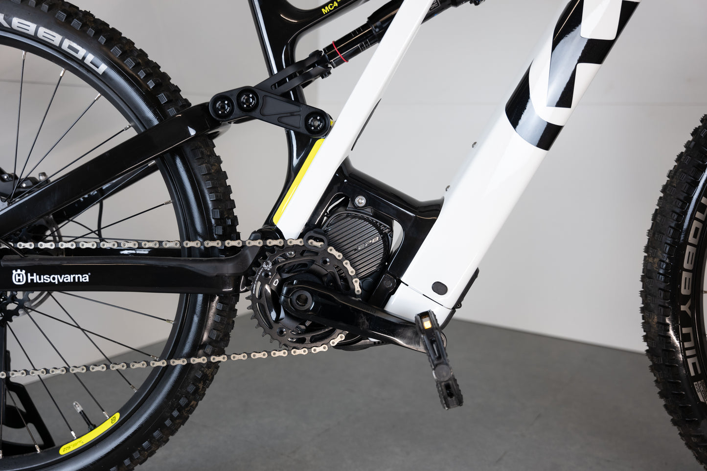 Husqvarna MC4 tg L