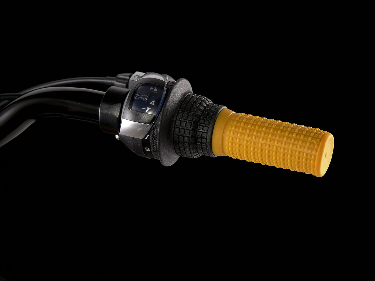 Precaliber 24 a 8 velocità con sospensione