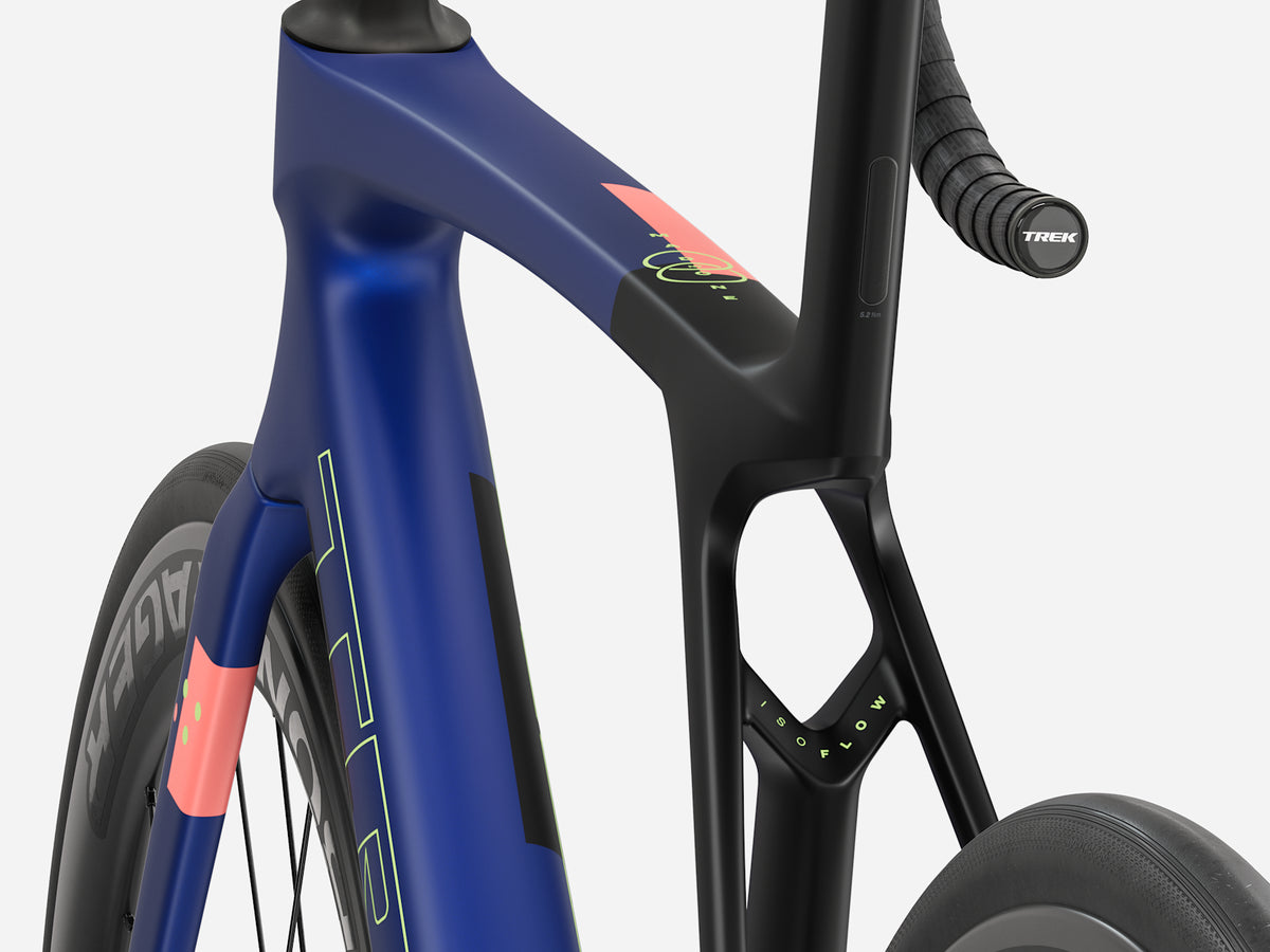 Madone SL 6 Gen 8 — Cobalt Blue, dettaglio 3