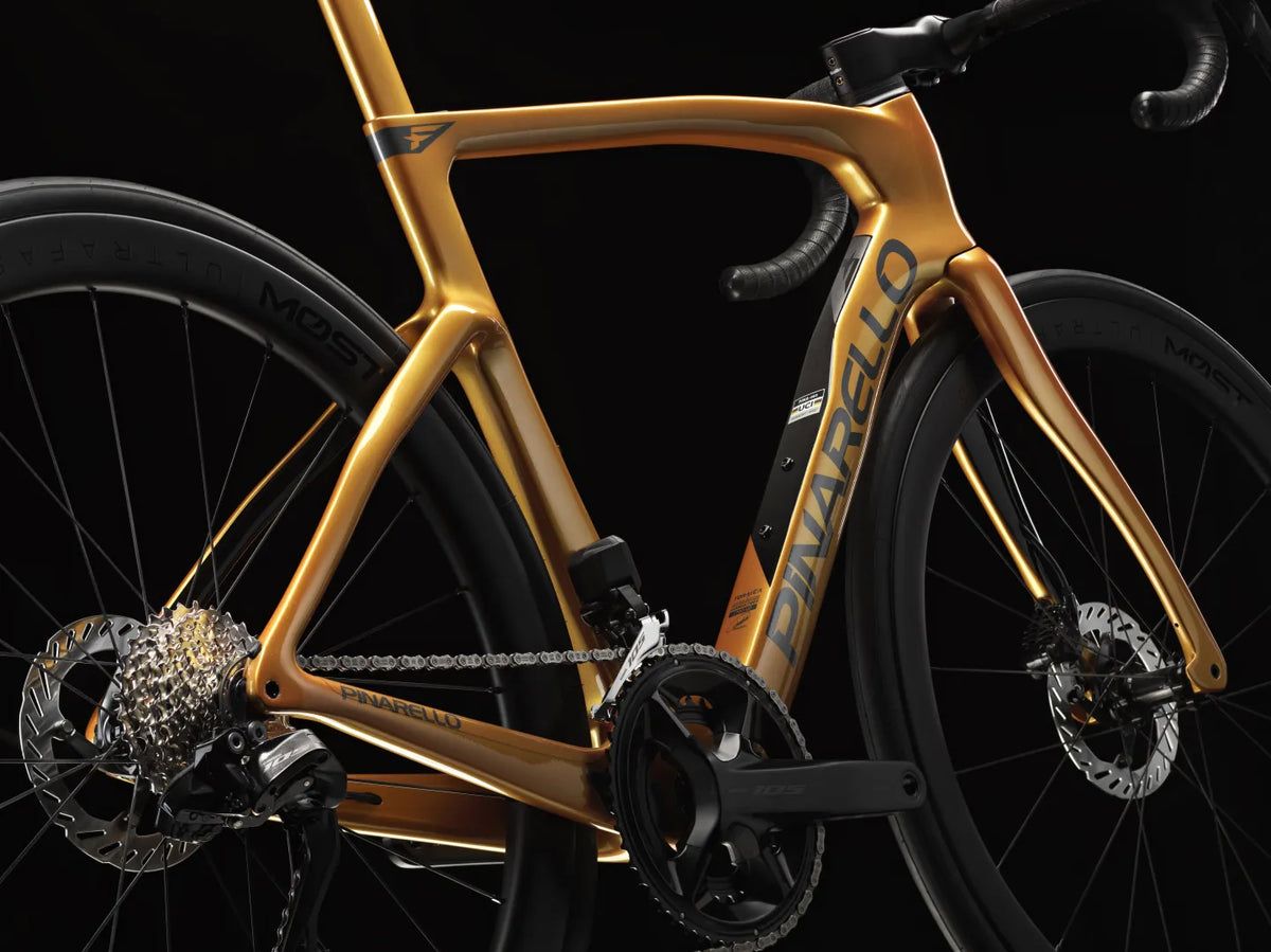 Pinarello F5 105 Di2 2x12 DB FM20 – MOST Fast 45 CARBON
