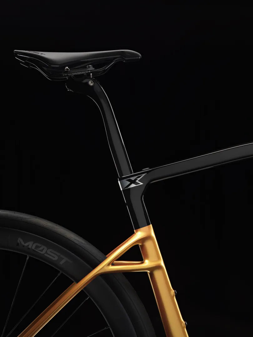 Pinarello X7 MY27 Ultegra Di2 2x12 DB FM20
