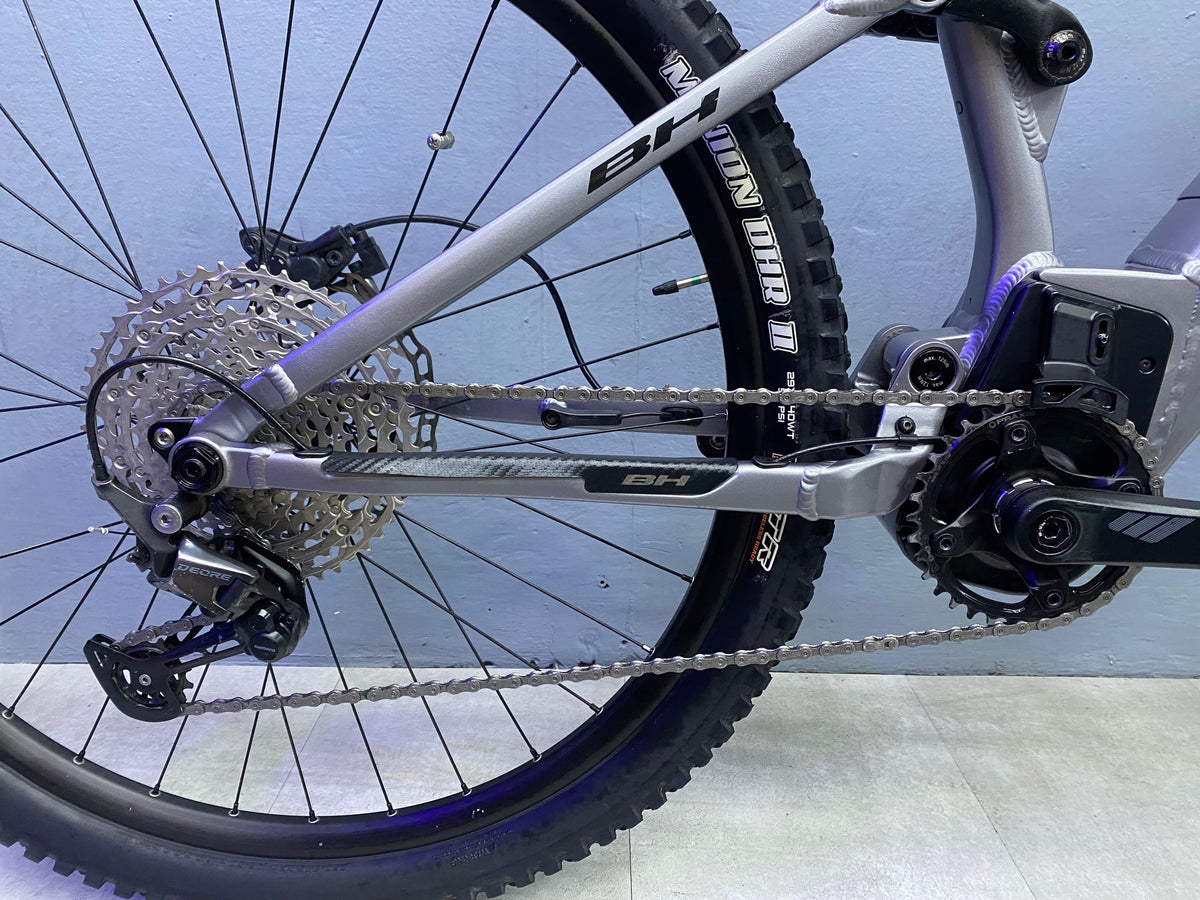BH ATOM LYNX 8.2 TG. L 720Wh