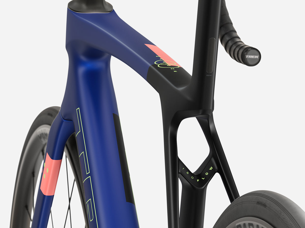 Madone SL 5 Gen 8 — Cobalt Blue, dettaglio 3